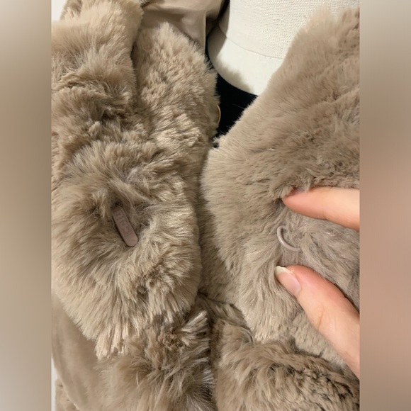 BCBGMaxAzria Hooded Tan Faux Fur Coat - Picture 16 of 17